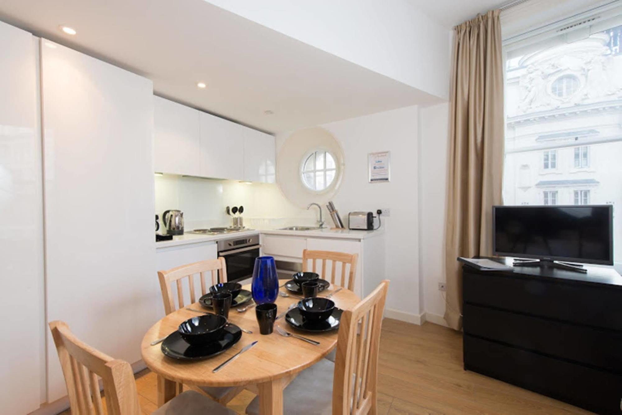 My Piccadilly Circus Apartament Londra